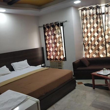 Hotel Rajwada International Belgaum Bagian luar foto